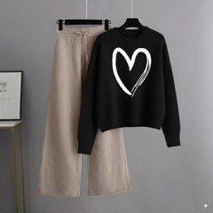 Black Sweatshirt Shaded Heart with Beige Flapper Trouser
