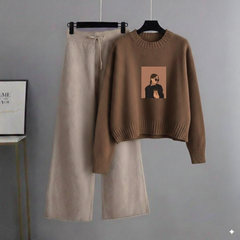 Brown Sweatshirt Coffee Girl with Beige Flapper Trouser
