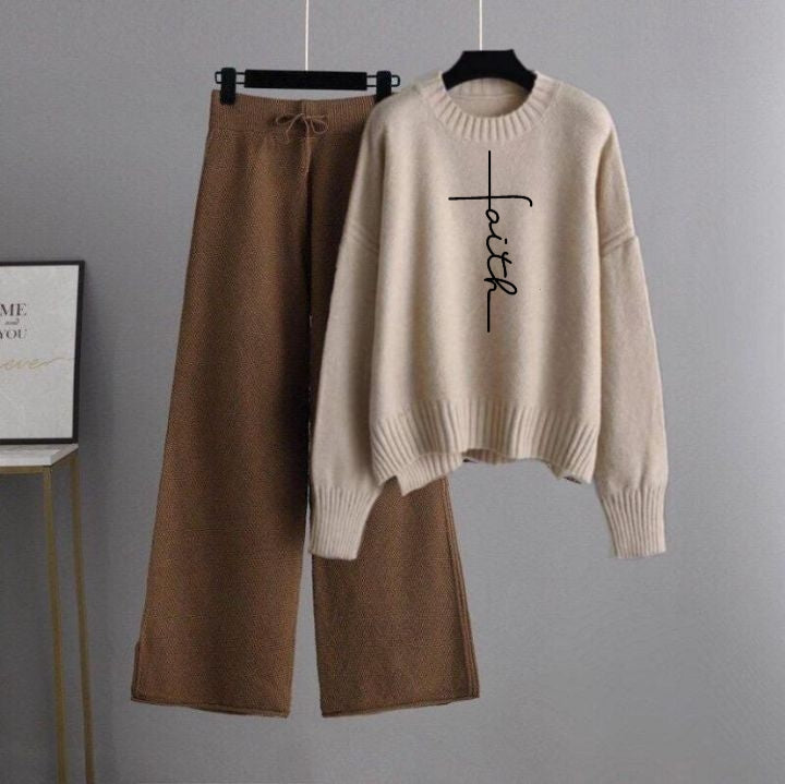 Beige Sweatshirt Faith with Brown Flapper Trouser